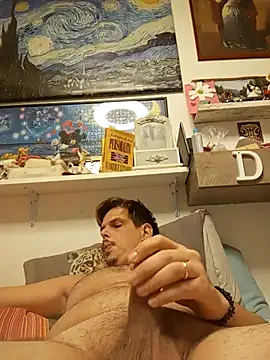 Snapshot of kgmrossetti4 chatting on November 7, 2025, 4:00 pm kgmrossetti4 online show from November 7, 2025, 4:00 pm