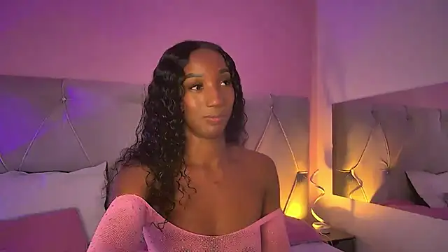 FiorelaLenin online show from March 7, 2026, 3:28 pm