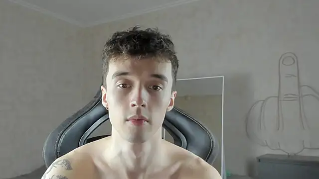 MasonWarholl online show from October 15, 2025, 4:26 pm