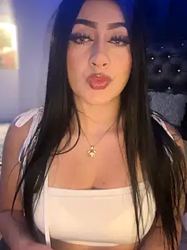 Snapshot of KittyRous chatting on November 29, 2025, 7:19 am KittyRous online show from November 29, 2025, 7:19 am