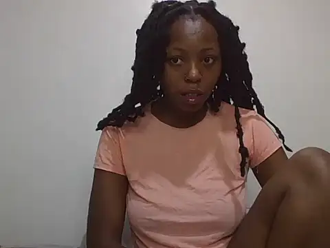 Snapshot of nelly_shyn chatting on July 10, 2026, 5:24 pm nelly shyn online show from July 10, 2026, 5:24 pm