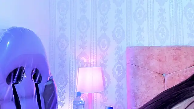 liaa 18 online show from February 25, 2026, 4:34 am