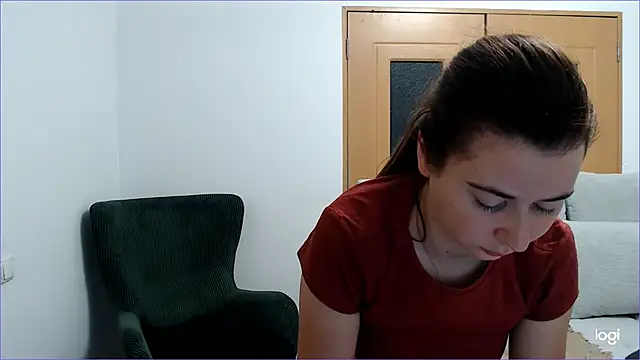 Snapshot of VioletaFlower7 chatting on September 11, 2025, 7:52 am VioletaFlower7 online show from September 11, 2025, 7:52 am