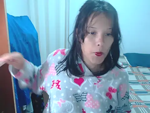 home vlak online show from March 12, 2026, 3:23 am