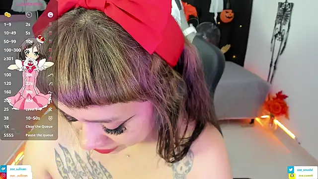 zoesullivan online show from October 22, 2025, 9:57 pm