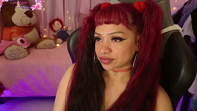 Snapshot of zoesullivan chatting on July 6, 2026, 10:00 am zoesullivan online show from July 6, 2026, 10:00 am