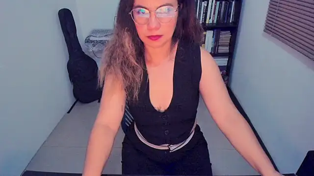 Snapshot of gigi_stephans chatting on May 26, 2026, 1:47 am gigi stephans online show from May 26, 2026, 1:47 am