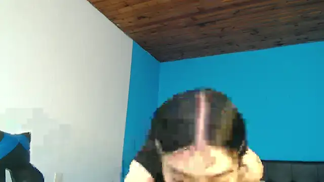 Snapshot of Julieta_De_Los_Angeles chatting on October 22, 2025, 6:07 pm Julieta De Los Angeles online show from October 22, 2025, 6:07 pm