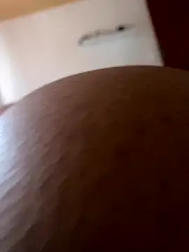 broklinguga online show from November 16, 2025, 5:06 pm