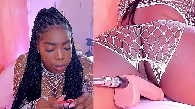 zoeethompson cm online show from March 29, 2026, 10:39 am