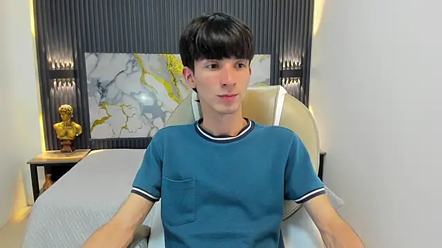 Snapshot of Jake_evans chatting on October 3, 2025, 8:32 pm Jake evans online show from October 3, 2025, 8:32 pm