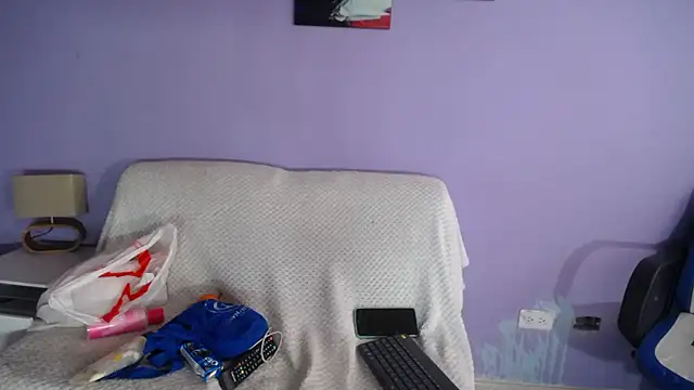 sophia ny online show from April 20, 2026, 1:13 pm