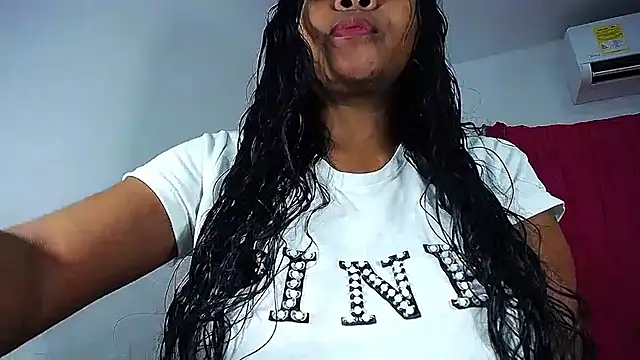 Snapshot of Sashabreck chatting on March 29, 2026, 2:46 am Sashabreck online show from March 29, 2026, 2:46 am