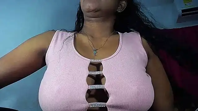 Snapshot of Sashabreck chatting on May 6, 2026, 2:59 am Sashabreck online show from May 6, 2026, 2:59 am