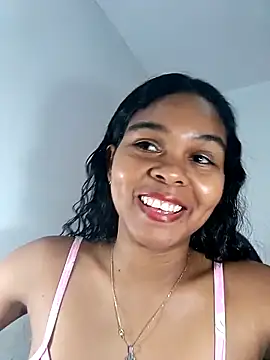 Snapshot of Sashabreck chatting on April 13, 2026, 7:07 pm Sashabreck online show from April 13, 2026, 7:07 pm