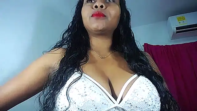 Snapshot of Sashabreck chatting on May 30, 2026, 2:51 am Sashabreck online show from May 30, 2026, 2:51 am
