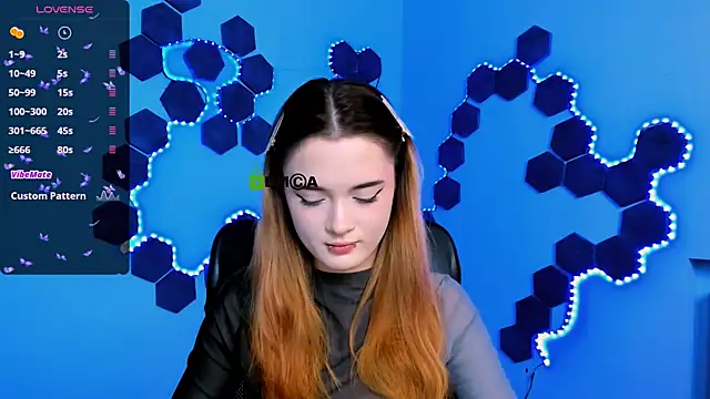 Snapshot of liana_kisses chatting on December 4, 2025, 8:08 pm liana kisses online show from December 4, 2025, 8:08 pm