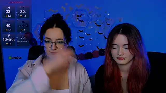 Snapshot of liana_kisses chatting on October 30, 2025, 7:55 pm liana kisses online show from October 30, 2025, 7:55 pm