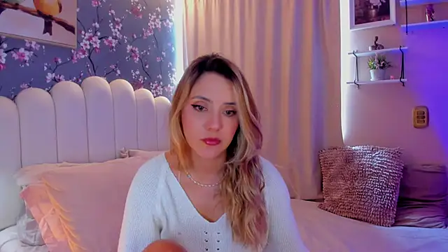 Snapshot of martinaaricci chatting on April 22, 2026, 3:52 pm martinaaricci online show from April 22, 2026, 3:52 pm