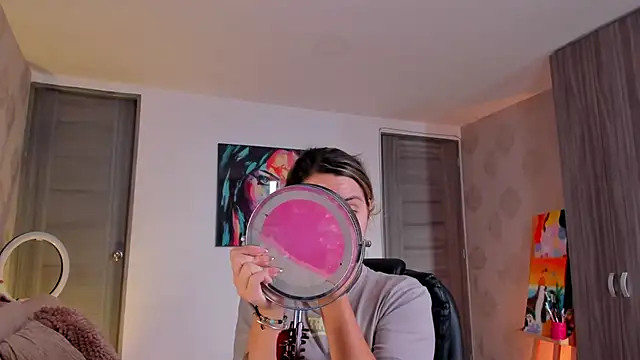 martinaaricci online show from December 11, 2024, 2:11 pm