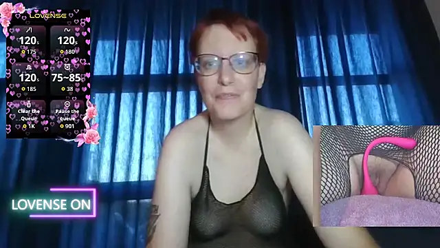 Snapshot of PernillaGirl chatting on July 23, 2026, 6:59 pm PernillaGirl online show from July 23, 2026, 6:59 pm