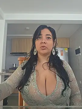 Snapshot of bigboobsrose1 chatting on February 6, 2026, 4:03 pm bigboobsrose1 online show from February 6, 2026, 4:03 pm