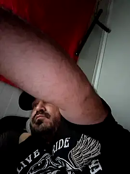 Snapshot of Futacisu chatting on November 9, 2025, 9:52 pm Futacisu online show from November 9, 2025, 9:52 pm