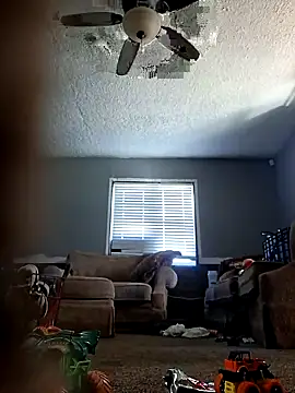 StaciGoodman online show from October 20, 2025, 3:23 pm