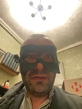 Snapshot of Ariel_Ari chatting on October 8, 2025, 11:16 pm Ariel Ari online show from October 8, 2025, 11:16 pm