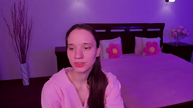 StaceySunny online show from April 4, 2026, 5:19 pm