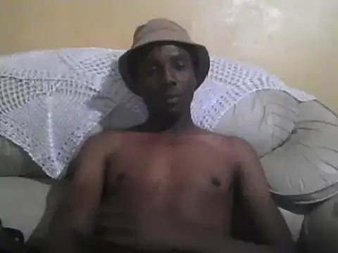 Snapshot of MkingPin chatting on December 5, 2024, 10:17 pm MkingPin online show from December 5, 2024, 10:17 pm