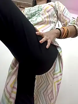 Snapshot of Angel-life chatting on December 29, 2024, 6:14 am Angel-life online show from December 29, 2024, 6:14 am