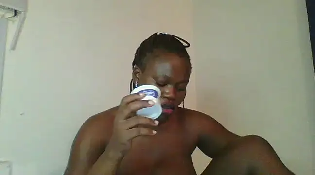 Delicious-chocolate4 online show from March 17, 2025, 10:19 pm