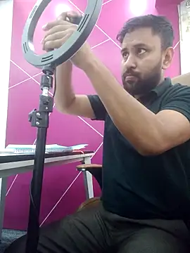 Snapshot of zakly69 chatting on November 6, 2025, 7:23 am zakly69 online show from November 6, 2025, 7:23 am