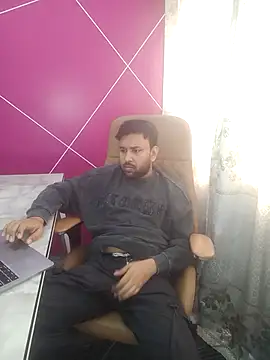 Snapshot of zakly69 chatting on November 23, 2025, 6:23 am zakly69 online show from November 23, 2025, 6:23 am