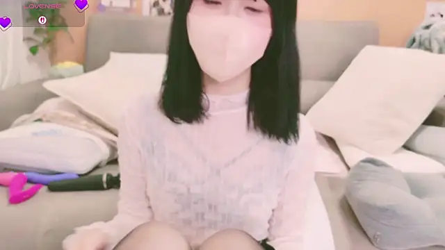 Snapshot of Conatsu chatting on September 25, 2025, 3:45 am Conatsu online show from September 25, 2025, 3:45 am