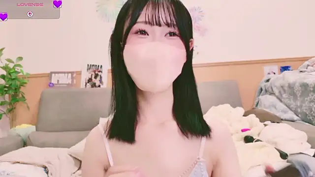 Snapshot of Conatsu chatting on September 29, 2025, 5:25 am Conatsu online show from September 29, 2025, 5:25 am