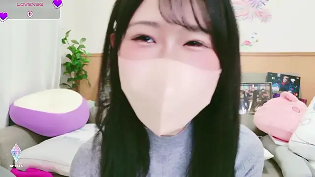 Snapshot of Conatsu chatting on November 25, 2025, 6:36 am Conatsu online show from November 25, 2025, 6:36 am