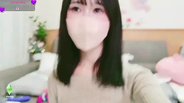 Snapshot of Conatsu chatting on December 4, 2025, 6:12 am Conatsu online show from December 4, 2025, 6:12 am