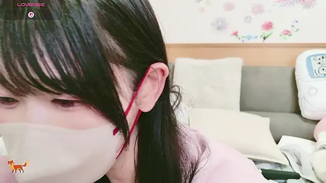 Snapshot of Conatsu chatting on January 10, 2026, 10:10 am Conatsu online show from January 10, 2026, 10:10 am