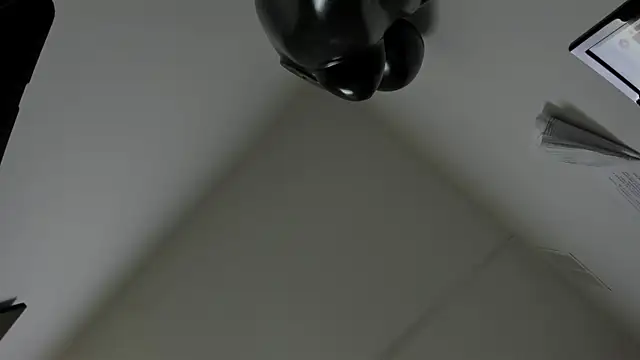 selene red  online show from September 17, 2025, 2:19 pm