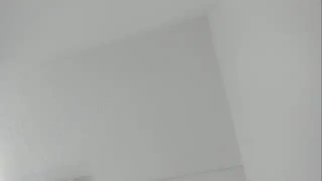 selene red  online show from December 22, 2025, 1:55 pm