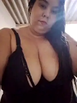 Snapshot of DadaHgata28 chatting on October 25, 2025, 2:44 am DadaHgata28 online show from October 25, 2025, 2:44 am