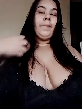 Snapshot of DadaHgata28 chatting on October 15, 2025, 5:21 pm DadaHgata28 online show from October 15, 2025, 5:21 pm