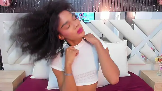 Snapshot of NaomiSteward chatting on January 19, 2025, 12:50 pm NaomiSteward online show from January 19, 2025, 12:50 pm