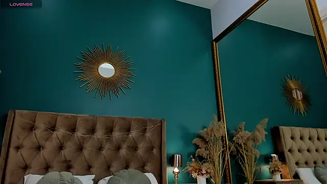 AprilWong online show from March 16, 2025, 12:22 pm