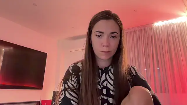 Snapshot of Mika_Miller chatting on July 8, 2026, 10:32 pm Mika Miller online show from July 8, 2026, 10:32 pm