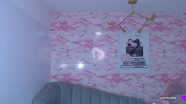 brenda a  online show from September 27, 2025, 7:53 pm