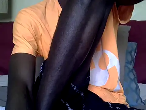 Delicious-D online show from December 3, 2025, 8:03 am