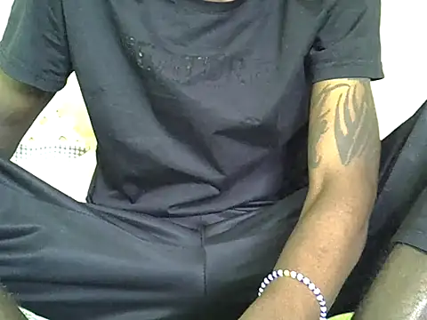 Delicious-D online show from May 16, 2026, 6:34 am